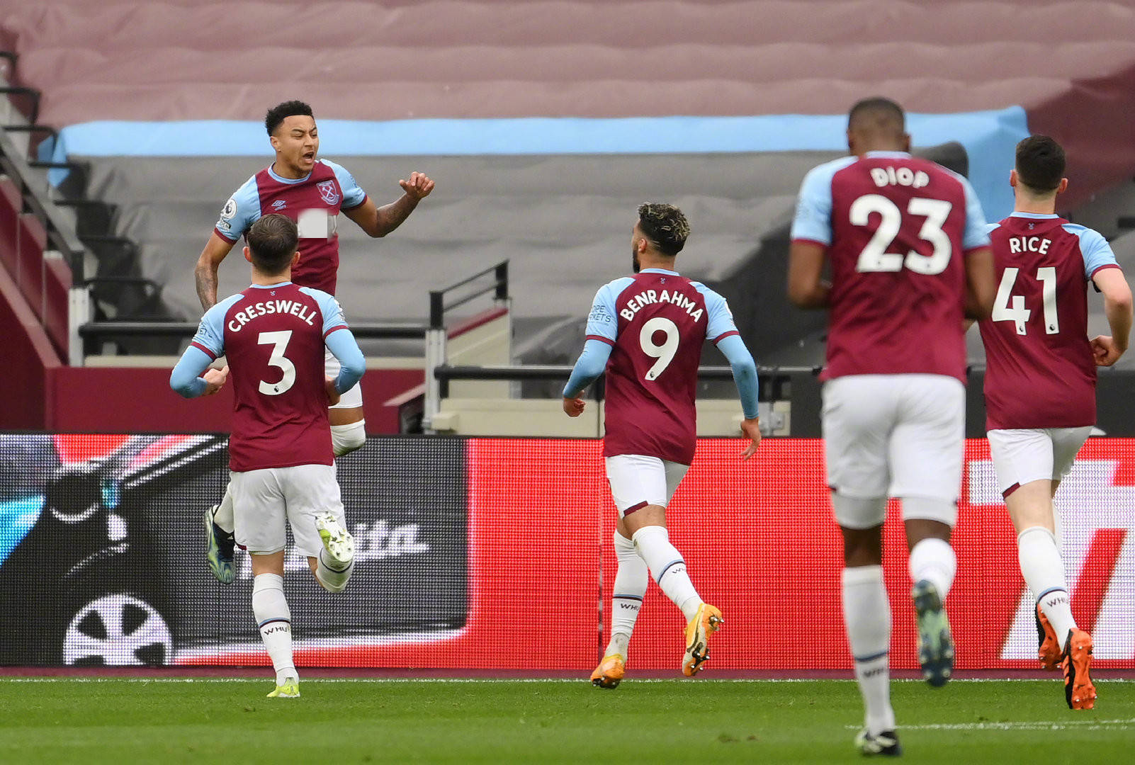 在英格兰足 在英格兰足